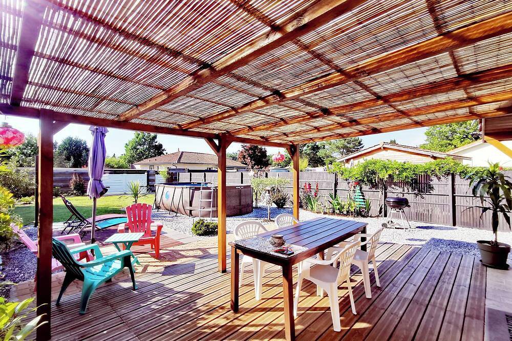 Maison Bois Terrasse Bbq Jardin A 11 Km De La Plage 9 Km Lac Leon in Linxe, Dax region