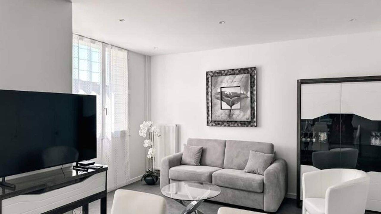 Entire holiday apartment, Ferienwohnung für 6 Personen (72 m²) in Saint-Martin-d'Hères in L'Isère, Isère