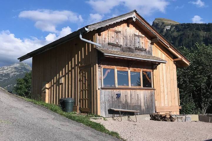 Chalet für 6 Personen, mit Balkon und Garten