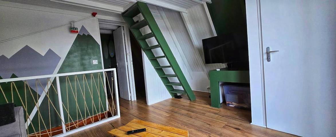 Gîte pour 8 personnes, avec jardin et vue, animaux acceptés à Ustou - 3