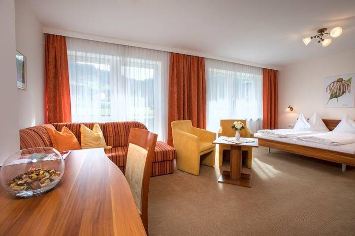 Doppelzimmer mit Dusche, Wc in Hohe Tauern, Hollersbach im Pinzgau