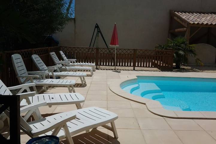 Location de vacances pour 15 personnes, avec jardin à Bagnols-sur-Cèze - 2