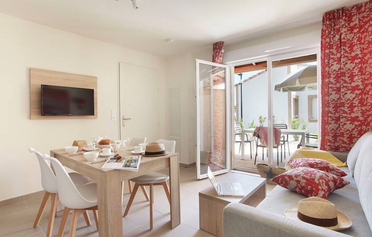 Gîte pour 6 personnes, avec piscine et balcon à Aigues-Mortes - 3