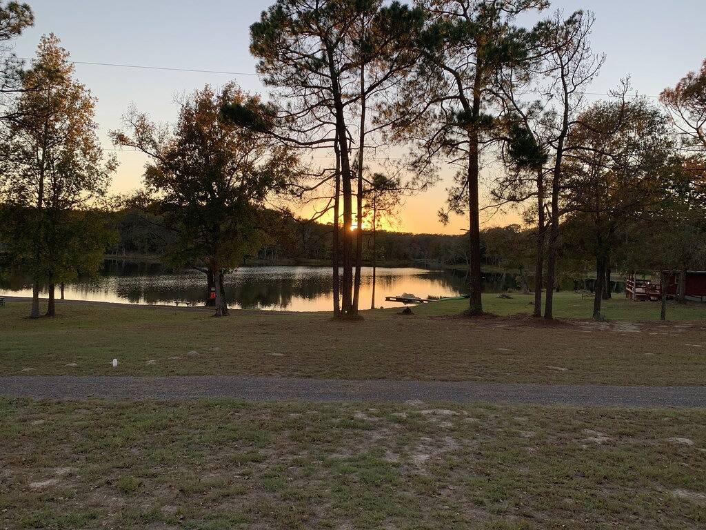 Mermaid Lake House - Arcridgeranchresort.com in Van Zandt County