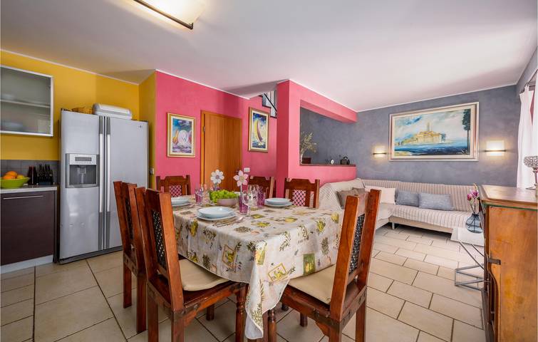 Charmante 134 m² große Wohnung mit Pool, WLAN und Parkplatz in der Nähe des Restaurants Dado in Bale, Rovinj und Umgebung