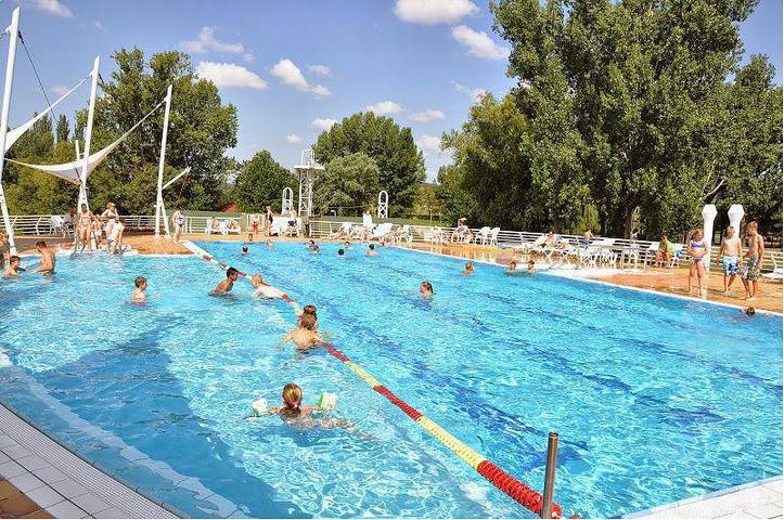 Ferienhaus für 5 Personen, mit Pool und Sauna in Plattensee Ostufer