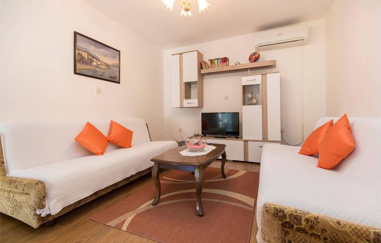 Gemütliche Ferienwohnung mit WLAN, Klimaanlage und eigener Terrasse in Labin, Ostküste Istrien