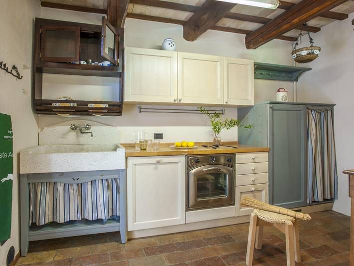 Ferienhaus für 8 Personen, mit Garten und Pool in Marche - 4