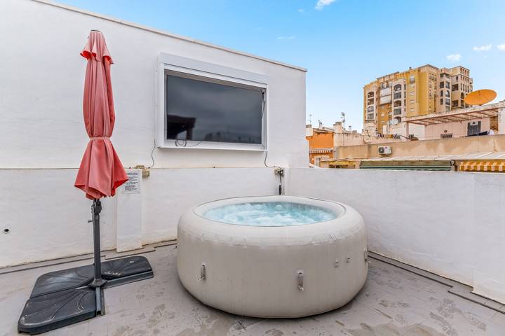 Ferienwohnung für 6 Personen, mit Balkon und Whirlpool, mit Haustier in Torrevieja - 3