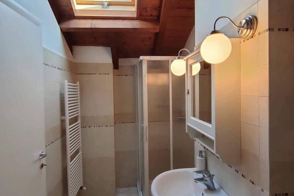 Appartamento intero, Appartamento Confortevole in Centro in Tortona, Provincia d'Alessandria