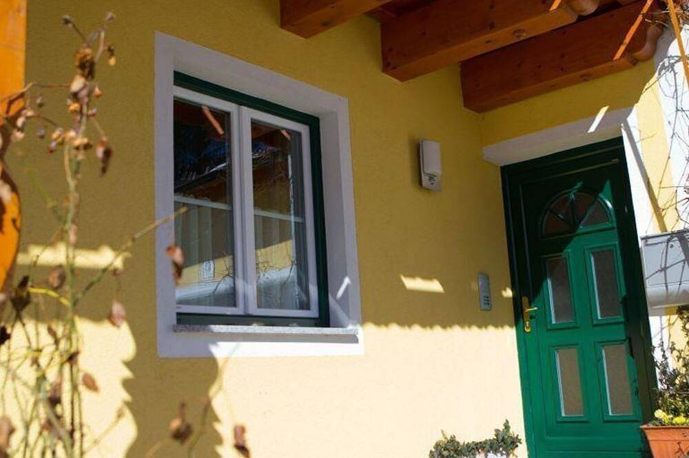 Ganze Wohnung, Ferienwohnung 2 - Haus Ebner Johann in Salzkammergut-Berge, Hintersee (Salzburger Land)