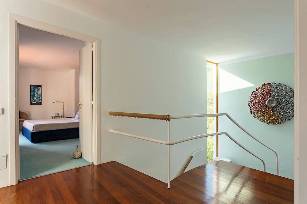 Villa for honeymoon with chimney and salted-water pool close to the major towns in Roca Llisa, Santa Eulària des Riu