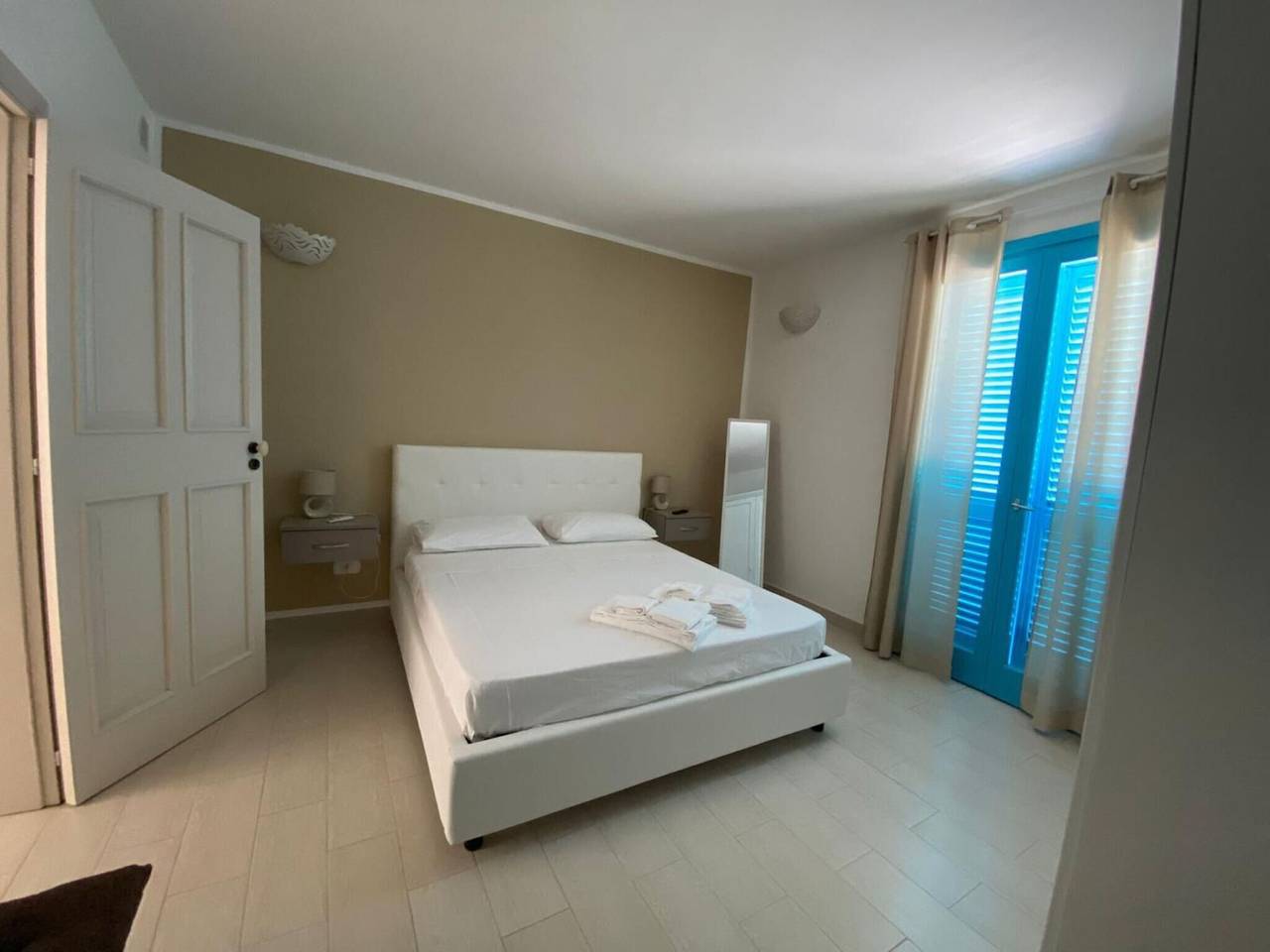 Villa « Azzurra » avec piscine privée, Wi-Fi et climatisation in Racale, Golfe de Tarente