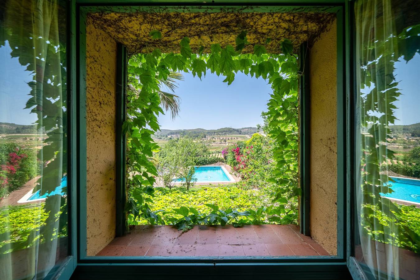 Casa de vacaciones 'Bonastre' con vistas a la montaña, piscina privada y Wi-Fi in Bonastre, Costa Dorada