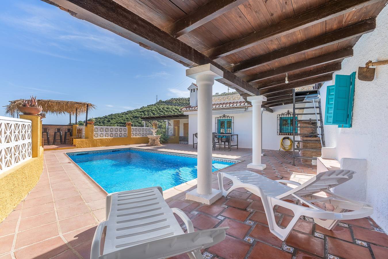 Ferienhaus 'Adelfas' mit Meerblick, Wi-Fi und Klimaanlage in Almuñecar, Costa Tropical