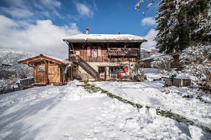 Appartement de vacances pour 6 personnes, avec balcon et jardin