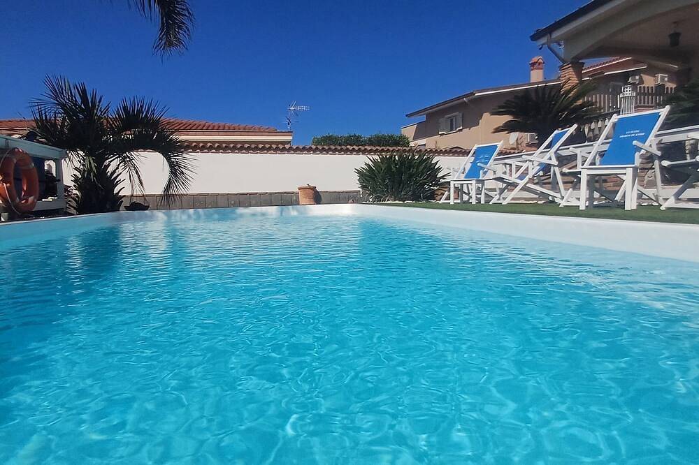 Tourist accommodation of the Sailor -Pool - Gymnasium - Sauna -Whirlpool in Anzio, Rome Province