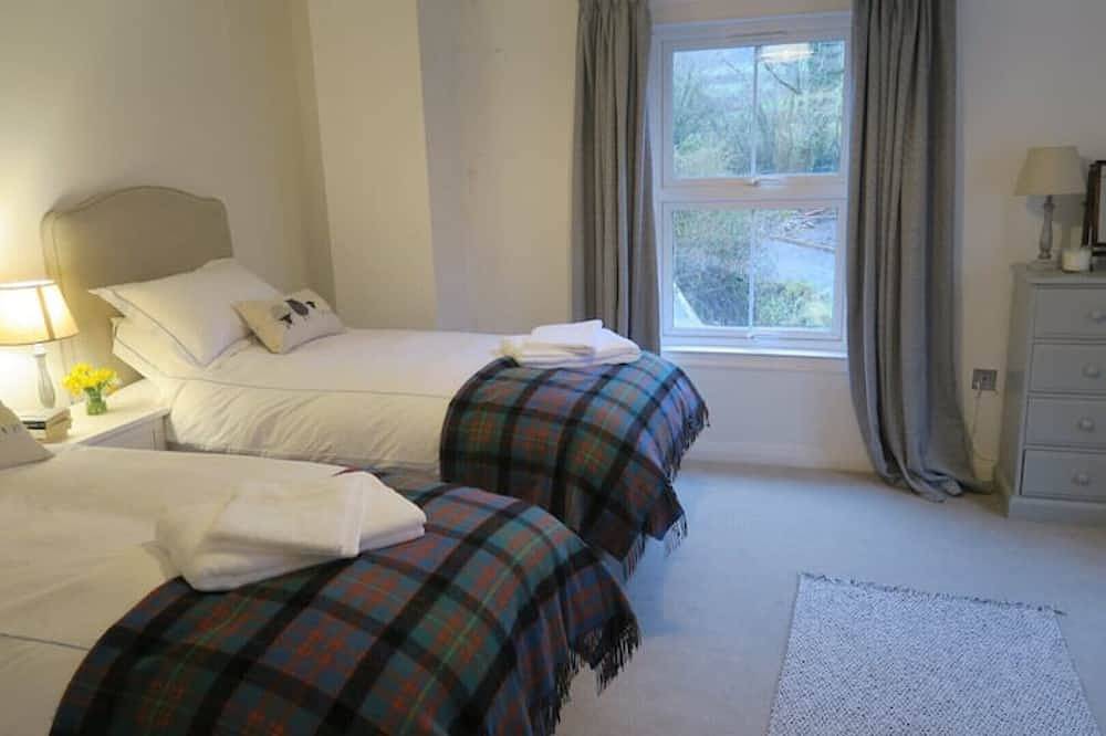 Traditional 3 bedroom Cottage, Dartmoor & Beaches in South Brent, Dartmoor National Park