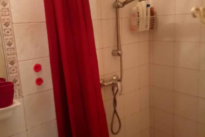 Gîte pour 2 personnes à Camaret-sur-Aigues - 2