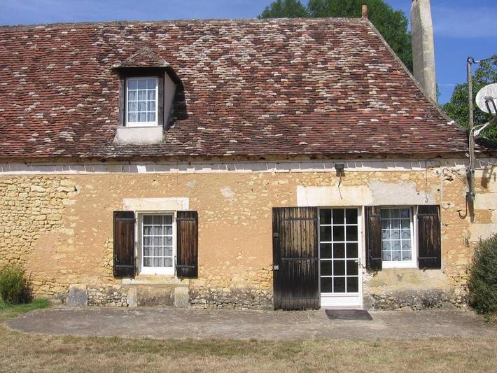 Location de vacances pour 4 personnes, avec terrasse ainsi que piscine et vue à Sainte-Foy-de-Longas - 3