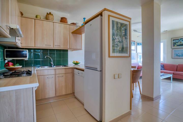 Ferienwohnung für 2 Personen, mit Pool und Terrasse, kinderfreundlich in Pals - 2