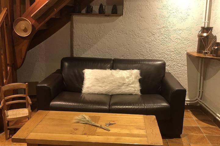 Gîte pour 5 personnes, avec jardin et piscine à Saint-Alyre-ès-Montagne - 4