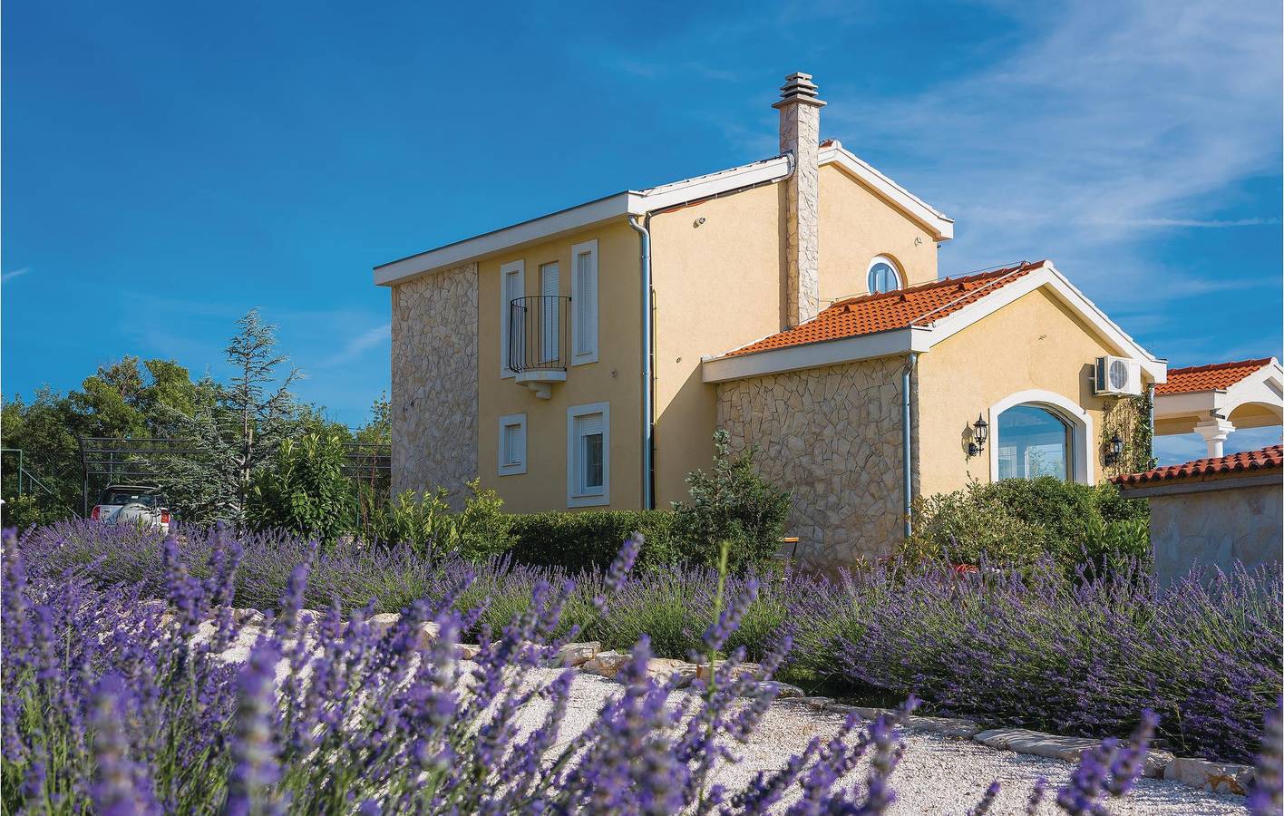 Ferienhaus für 9 Personen mit Pool in Dalmatinisches Zagora