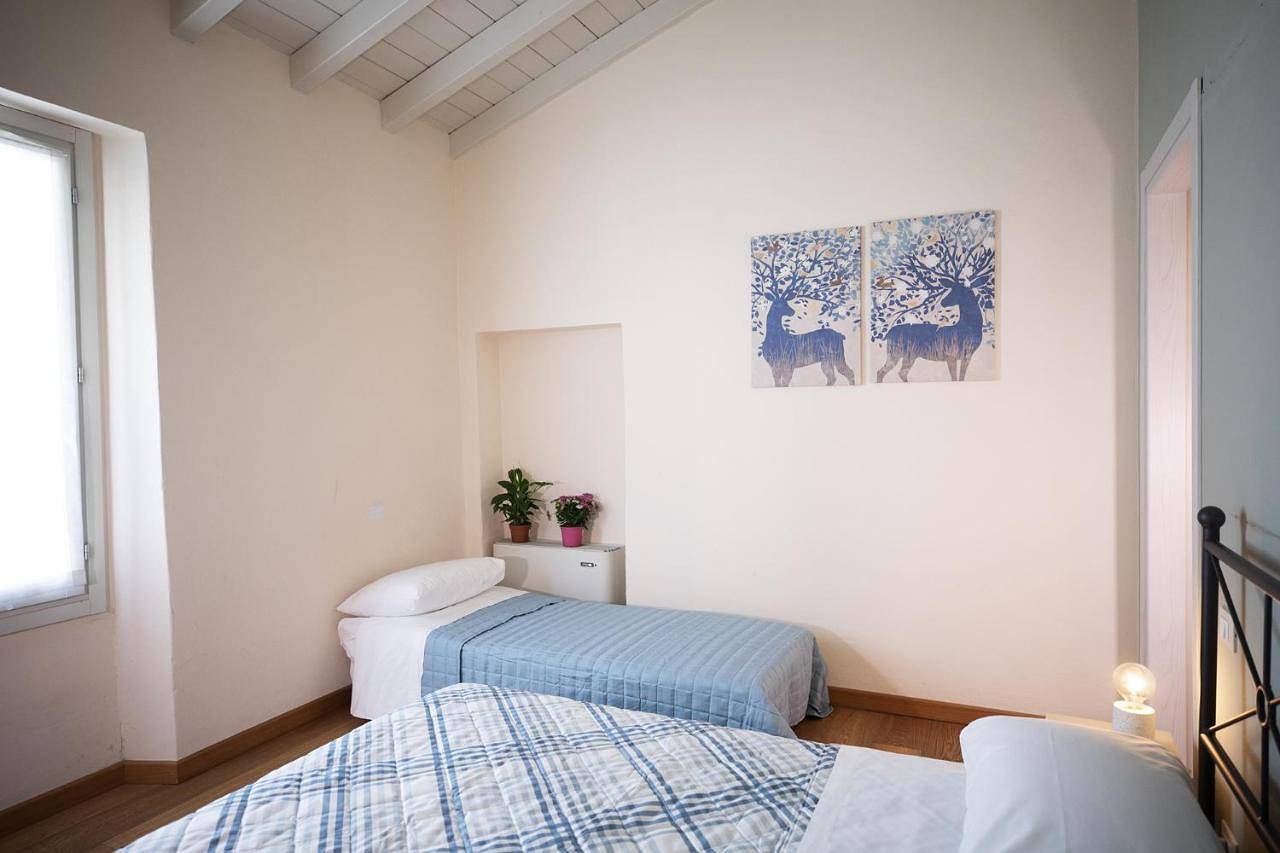Triple Room with Private External Bathroom in Solferino, Province de Mantua