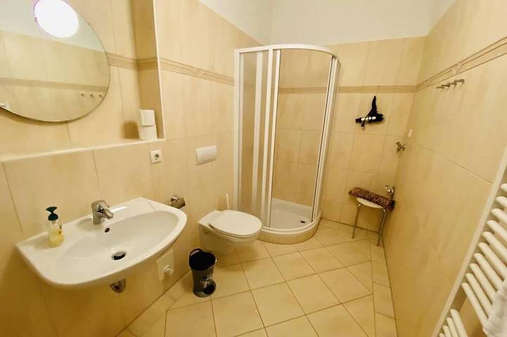 Ferienwohnung für 4 Personen, mit Terrasse in Hohe Düne (Warnemünde) - 3