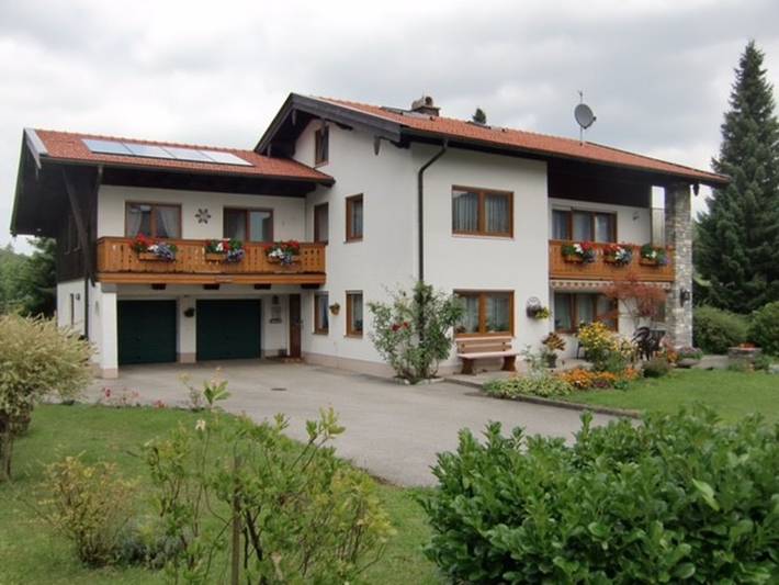 Ganze Ferienwohnung, Ferienwohnung Deininger inkl. Chiemgaukarte - Ferienwohnung 2 39qm, Kochni., Wohnzimmer, 1 Wohnschlafz., ohne Balkon, 2 P in Ruhpolding, Bayerische Alpen