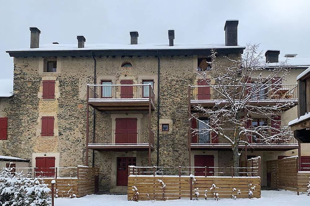 Entire apartment, The Niu del Pirineu in Err, Parc naturel régional des Pyrénées catalanes