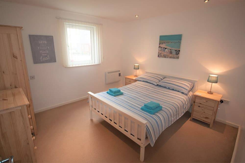Entire apartment, Coastal Apartments - Wales (Ground Floor) in Llanelli, Carmarthenshire