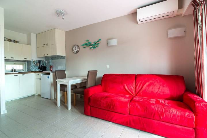 Gîte pour 4 personnes, avec piscine et jardin à Vallauris - 2