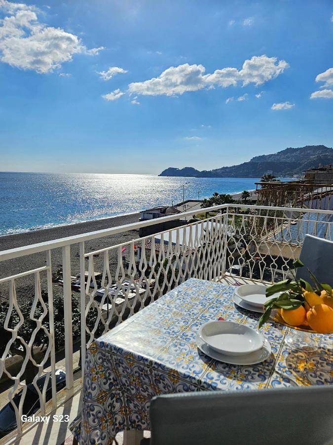 Appartamento per 6 persone, con Balcone e Panorama a Mazzeo