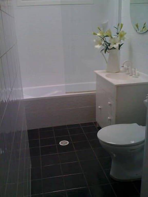 Über dem Meer - einen atemberaubenden Blick von Penguin Kopf in Culburra, Culburra Beach