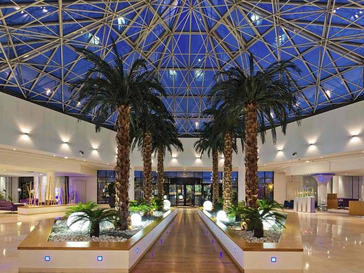 Hôtel pour 4 personnes, avec piscine, animaux acceptés dans Aéroport Paris-Charles de Gaulle