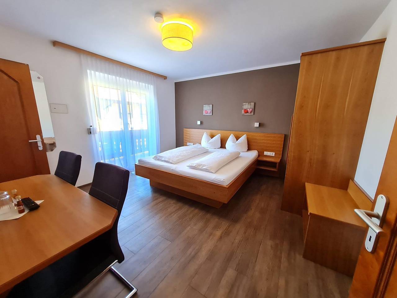 Ganze Ferienwohnung, Familienzimmer, Dusche, Wc, Balkon in Karawanken und Bachergebirge, Sankt Kanzian am Klopeiner See
