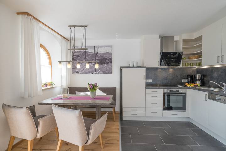 Ferienwohnung für 2 Personen, mit Terrasse und Garten in Oberstdorf - 4