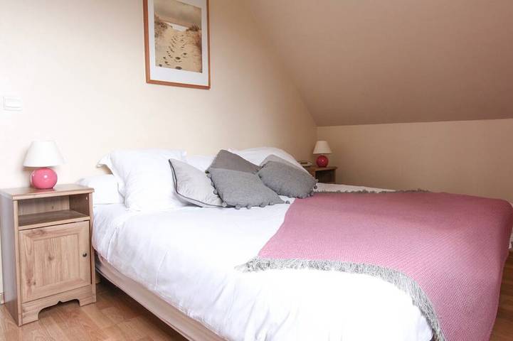 Large detatched holiday home, rural location near the coast. in Tingry, Région de Boulogne-sur-Mer