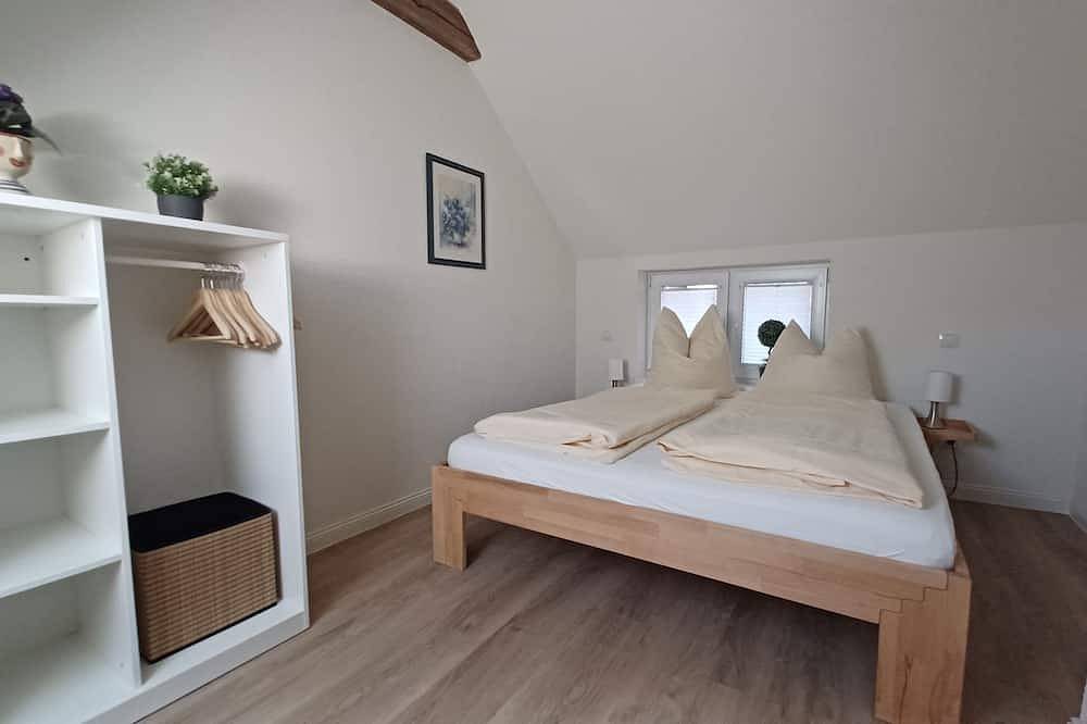 Ganze Wohnung, Haus 1795 Schwalbennest in Wustrow, Fischland