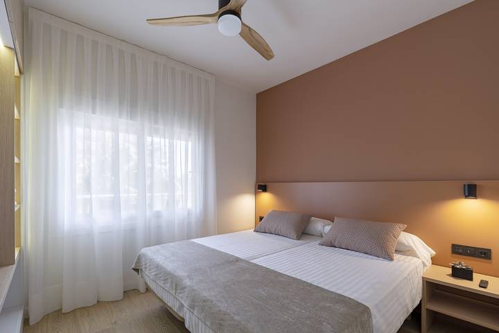 Gîte pour 4 personnes, avec jardin et terrasse, adapté aux familles à Benicasim - 2