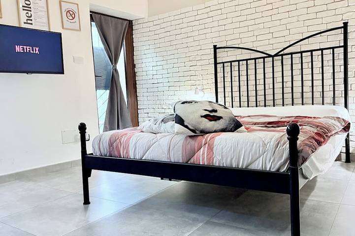 Appartement entier, Medieval Charm in the Heart of Pinerolo in Pignerol, Province de Turin