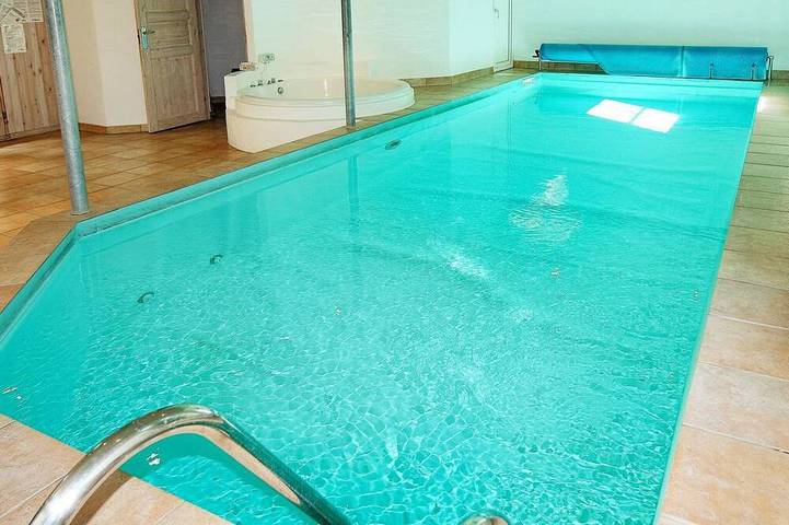 Ferienhaus für 10 Personen, mit Garten und Pool sowie Sauna, mit Haustier - 1