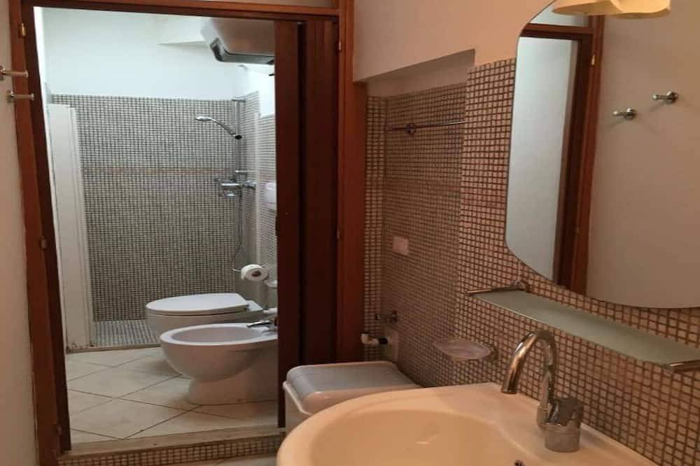 Apartamento entero, Gallipoli Villetta Lido Conchiglie - App.To Ground Floor 50 mt. from the beach in Conchiglie-Alto Lido, Golfo de Tarento