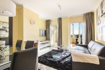 Apartment for 2 People in Urbanización Playa Marina, Mijas, Photo 3