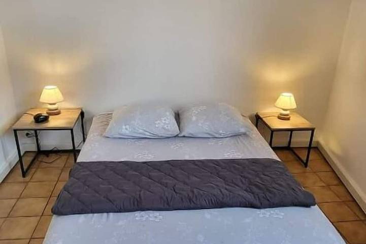 Gîte pour 5 personnes à Chasseneuil-du-Poitou - 3