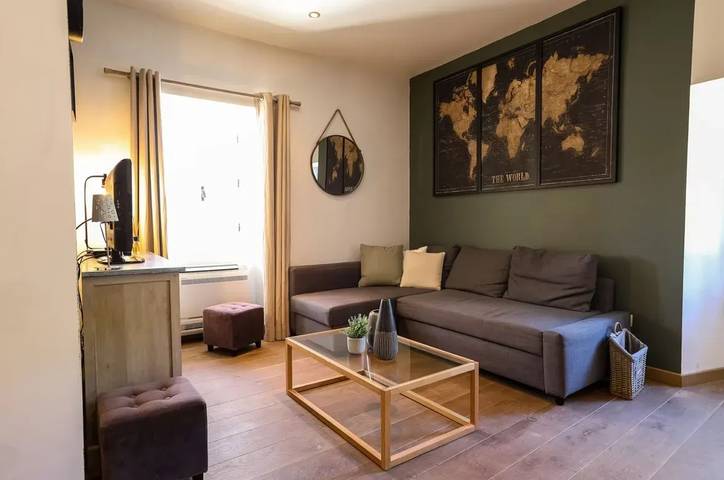 Location de vacances pour 3 personnes, avec terrasse et piscine à Maleville - 2