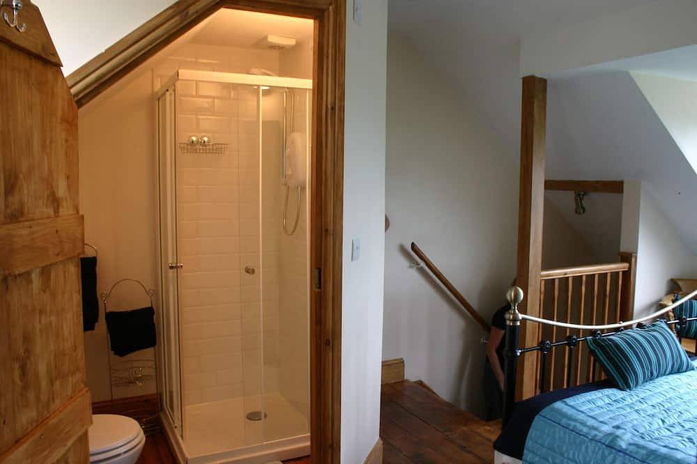 Bakewell  Stone Cottage/Sleeps 4/Log Burning Stove/Parking /2 Bathrooms/ Wifi in Bakewell, Derbyshire