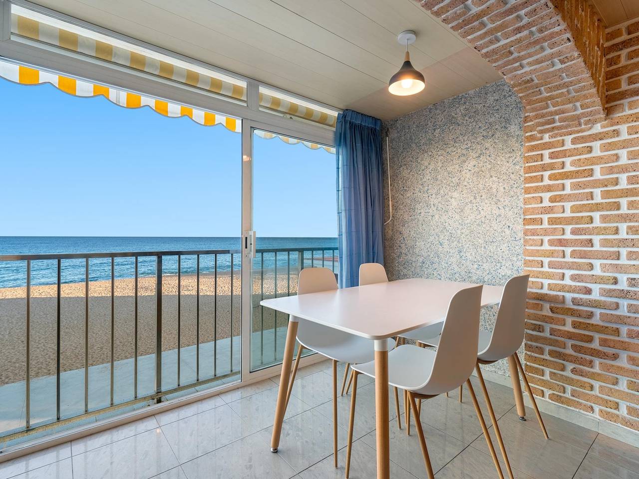 Apartamento vacacional entero, Apartamento frente al mar en la Costa Brava in Platja d'Aro, Costa Brava
