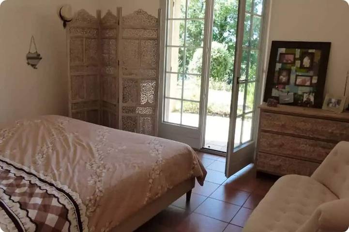 Location de vacances pour 10 personnes, avec sauna et jardin à La Roquebrussanne - 2